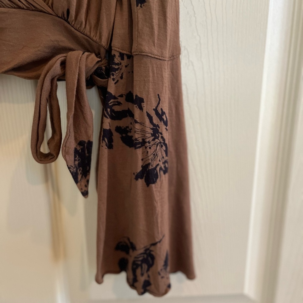 FREE PEOPLE bell sleeve tie top - Picture 5 of 12